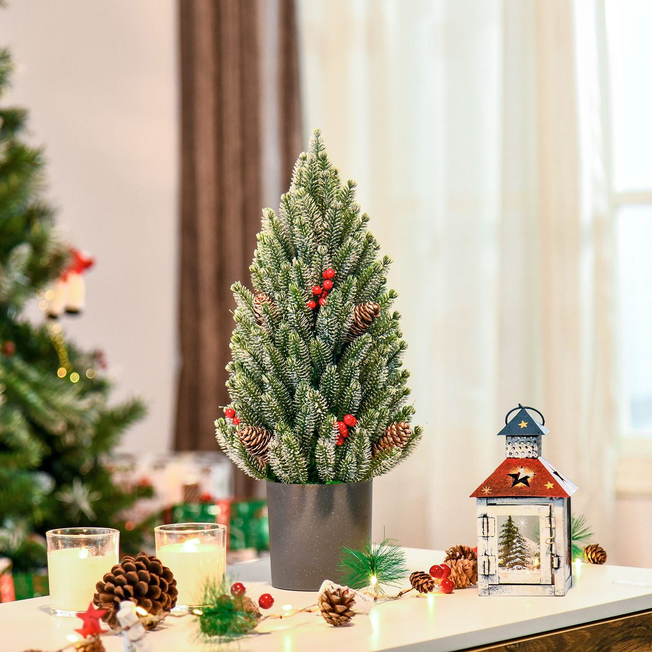 HOMCOM Künstlicher Weihnachtsbaum kleiner Tisch-Christbaum 170 Äste schneebedecktes Design einfacher Aufbau Christbaum mit Kunststoffsockel Beeren Tannenzapfen PE PVC Grün Ø27 x 47 cm