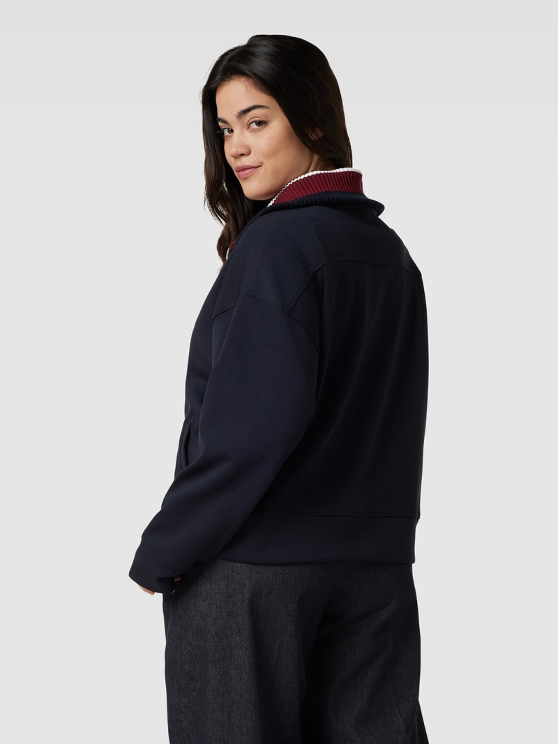 PLUS SIZE Sweatjacke mit Label-Details in marineblau
