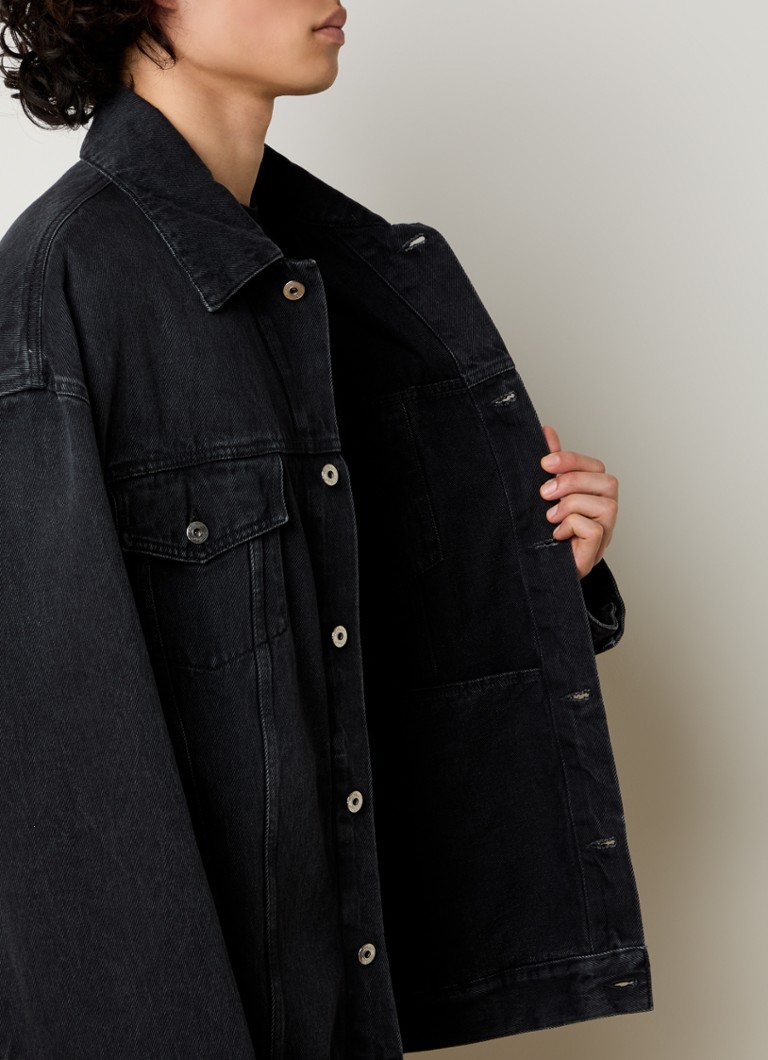 Τζιν μπουφάν Off-White Arrow oversized με τσέπες στο στήθος και στα πλάγια