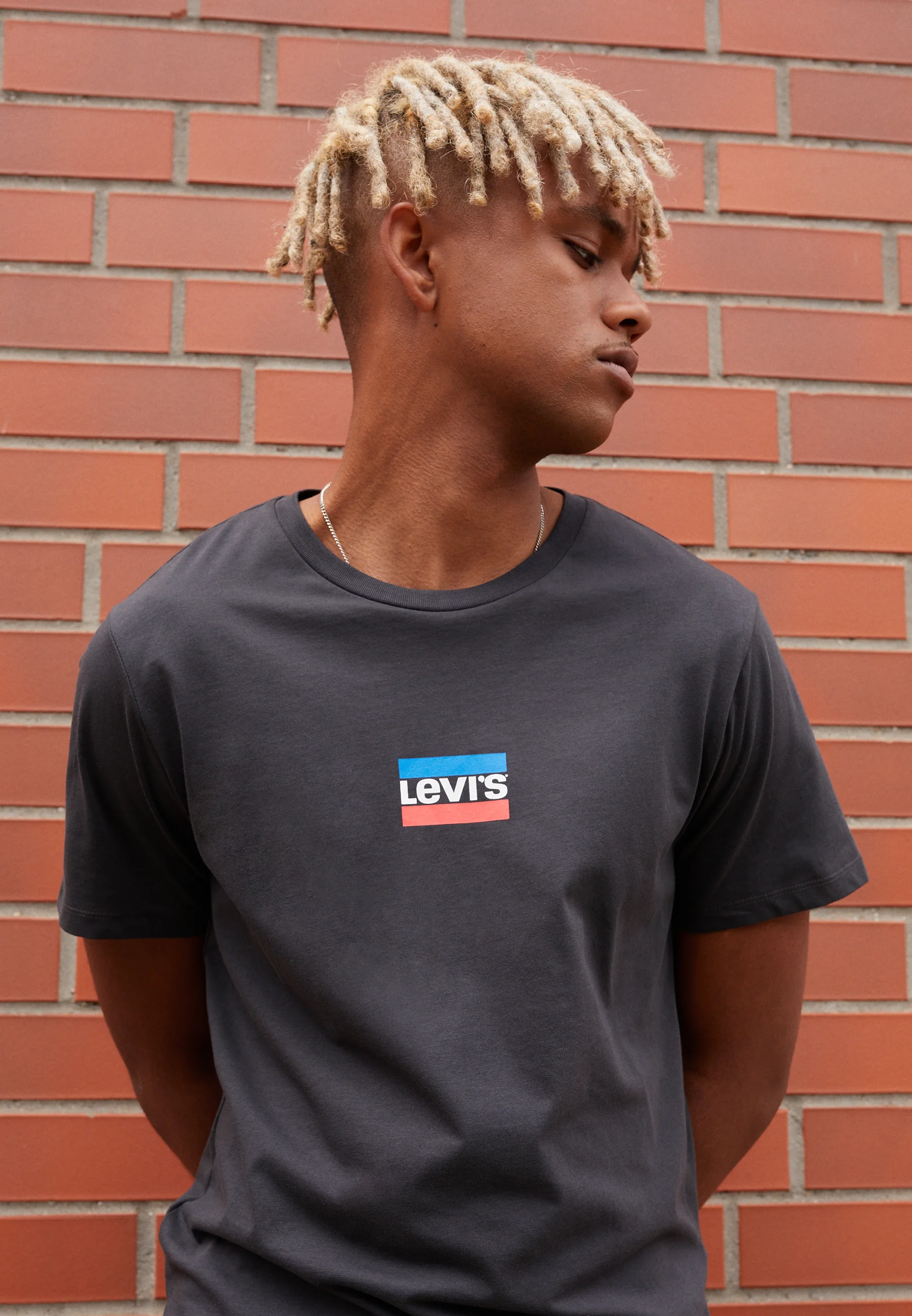 Levi's® GRAPHIC CREWNECK TEE - Camiseta con estampado