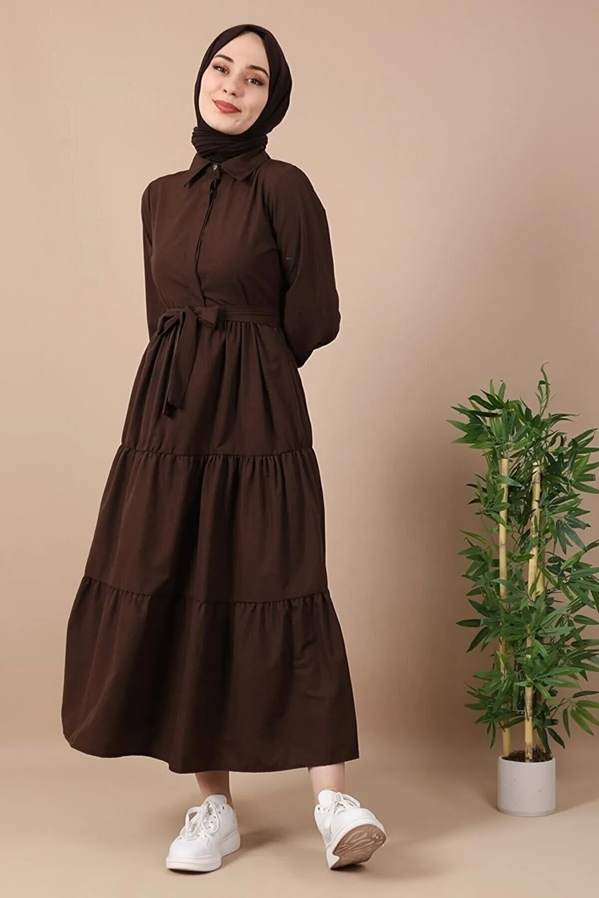 VOLT CLOTHİNG  Kleid mit Hemdkragen und Knöpfen