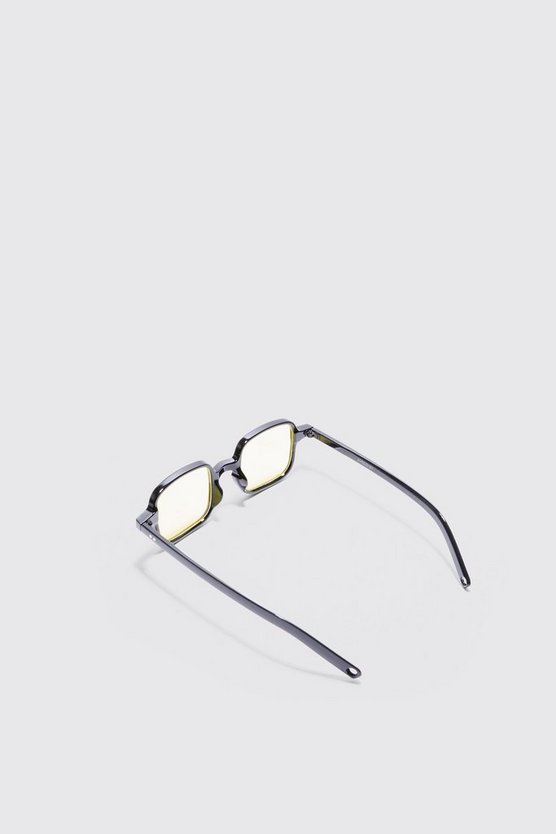Eckige schwarze Sonnenbrille mit gelben Gläsern