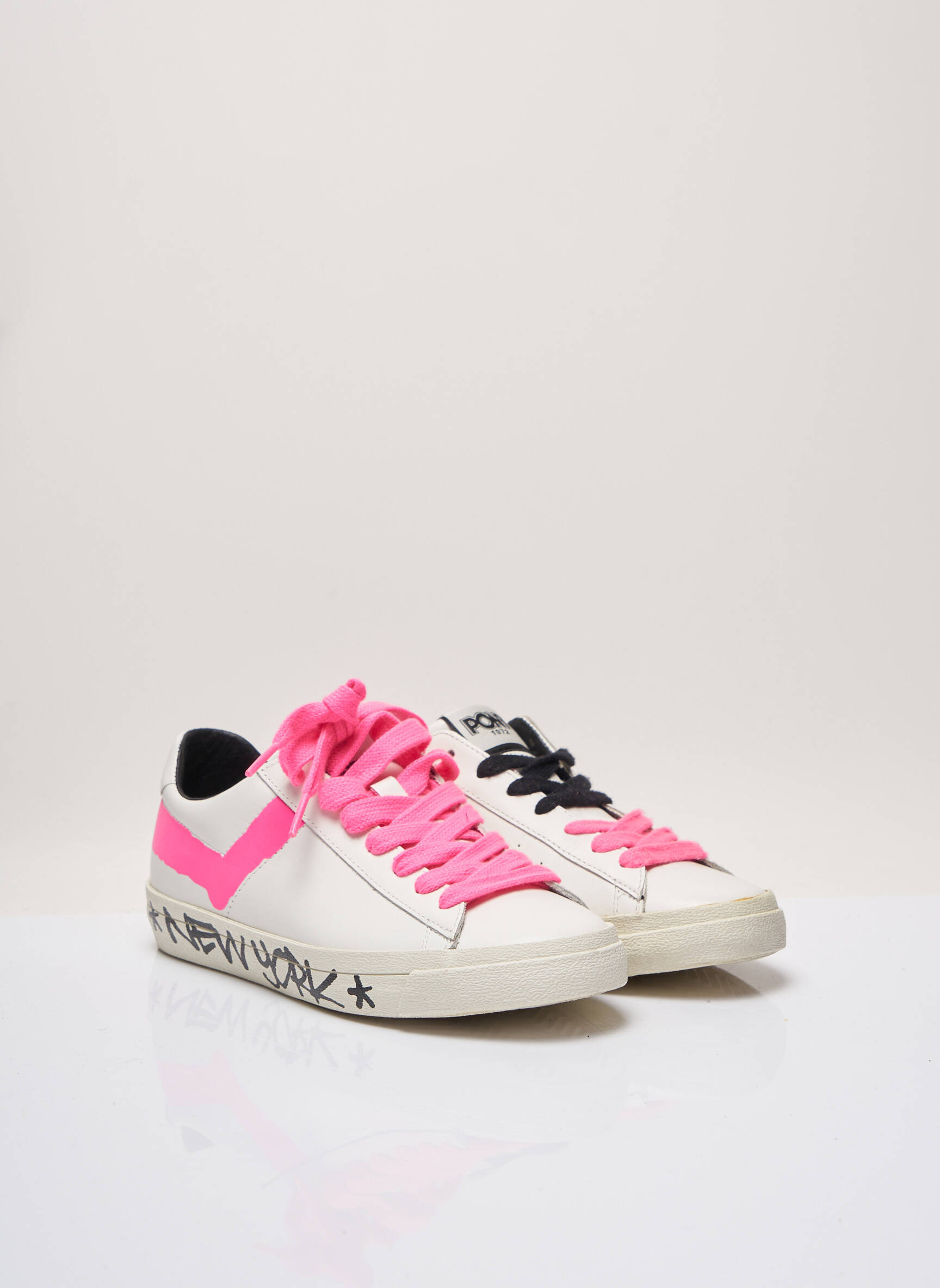 Pony Baskets Femme couleur blanc