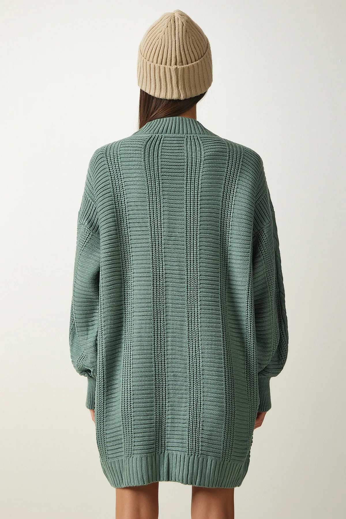 Happiness İstanbul  Grüner Oversize-Strick-Cardigan mit Ballonärmeln für Damen DD01033