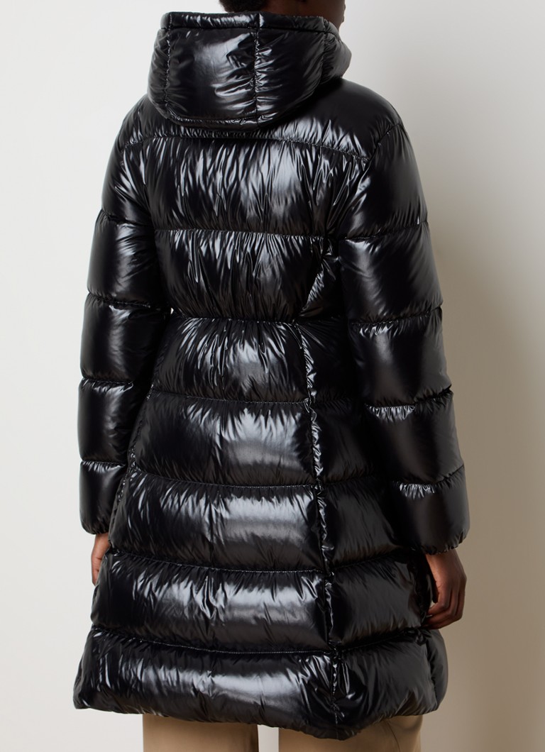 Moncler Bellevue garā dūnu jaka ar dūnu pildījumu un kapuci