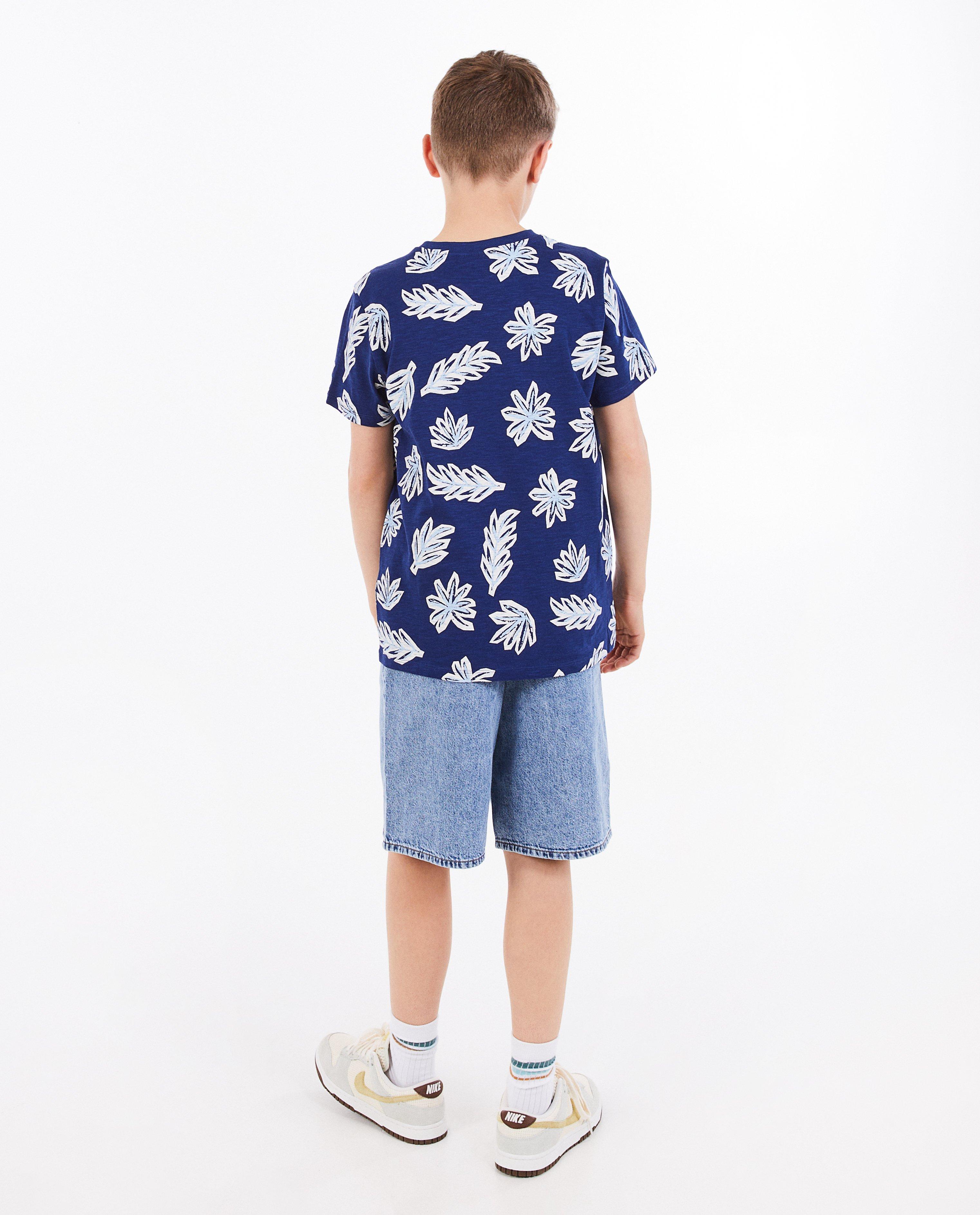 Tricou Fish & Chips cu imprimeu vegetal albastru închis