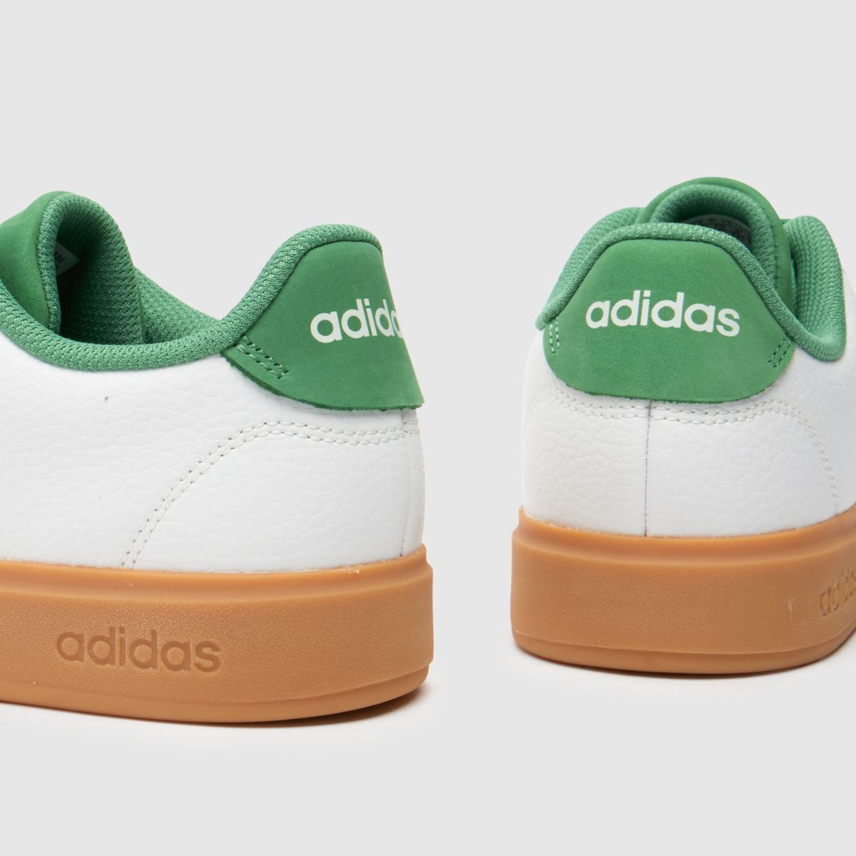 adidas Advantage 2.0 träningsskor i vitt och grönt