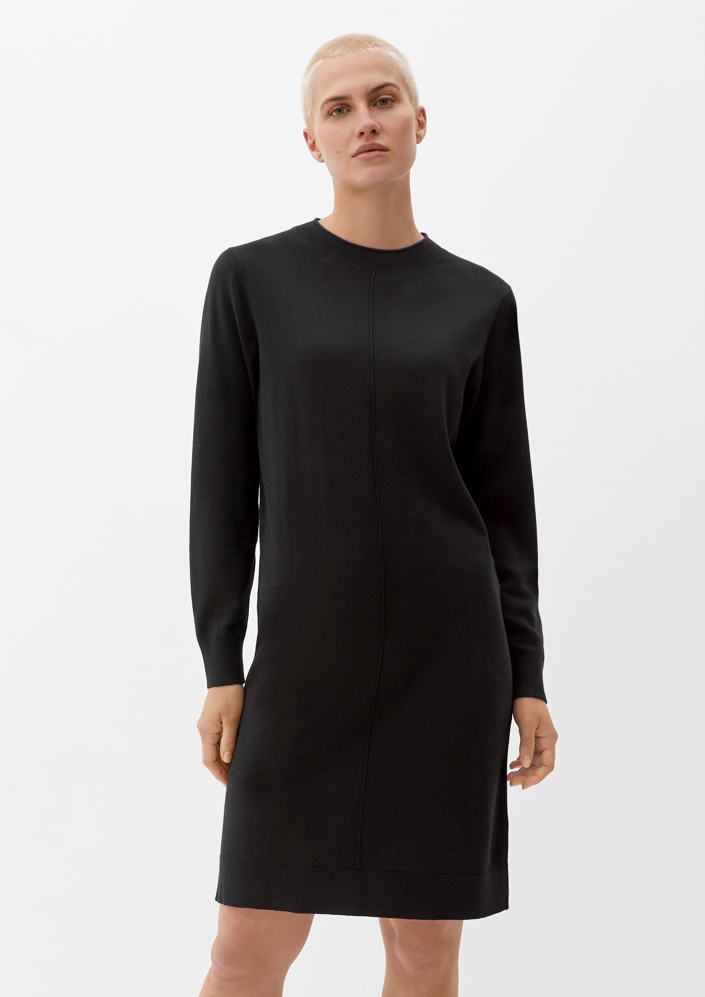 Strickkleid mit Rundhalsausschnitt  2124079-9999