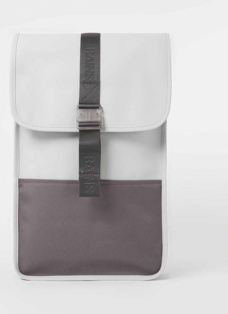 Rucsac Rains Trail cu compartiment pentru laptop de 15 inch și strat hidrofug.