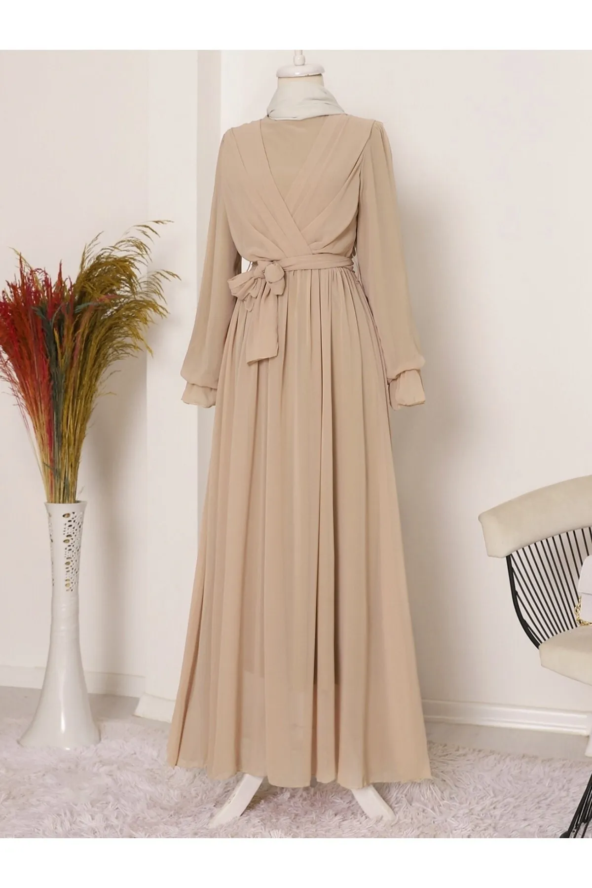 Modamorfo  Vorne drapiertes Chiffonkleid