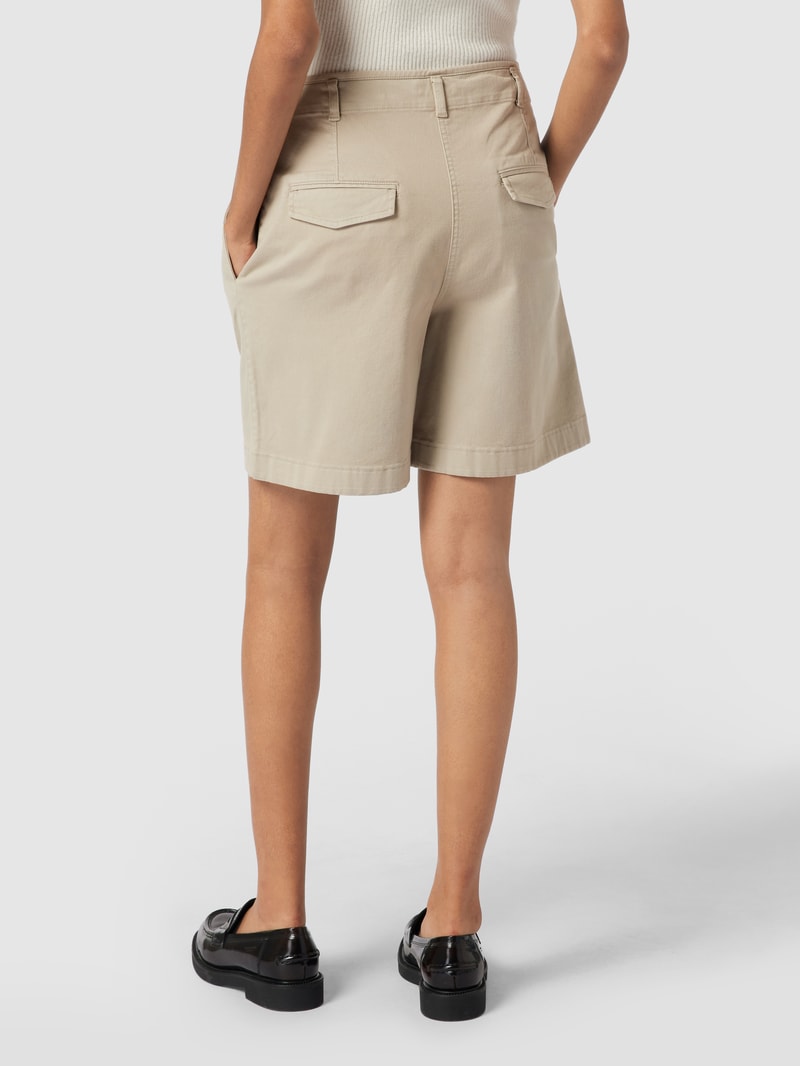 Bermudas mit Eingrifftaschen in taupe