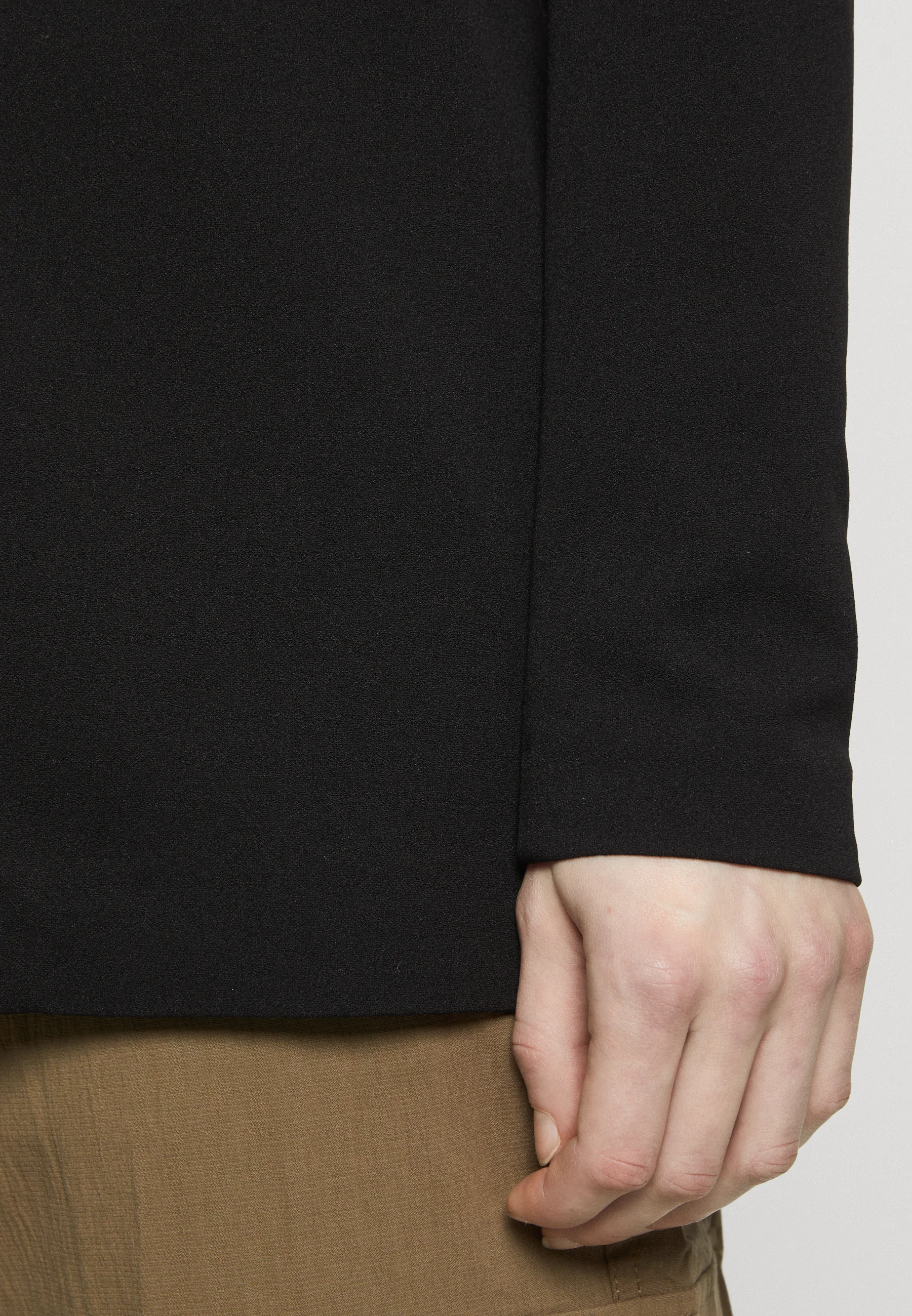ONLY Tall ONLLACY EVI LOOSE BLAZER - Abrigo corto