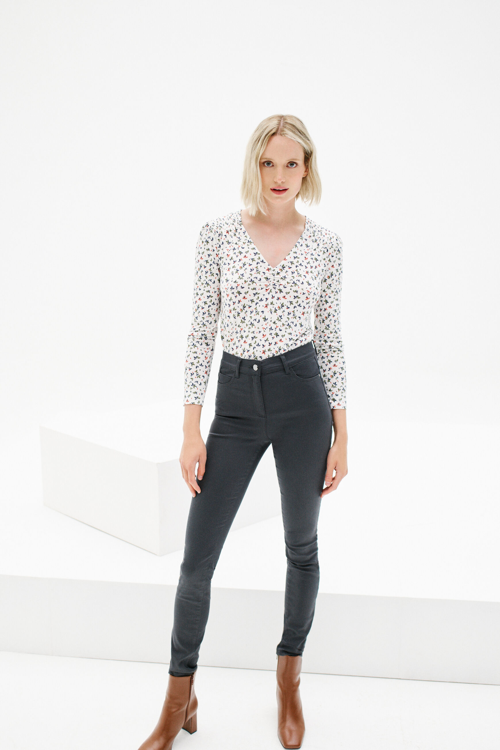 pantalon joss gris fonce femme