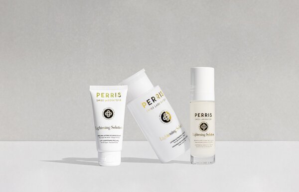 Perris Swiss Laboratory Lightening Solution Lift Lightening Peeling Gesichtspeeling