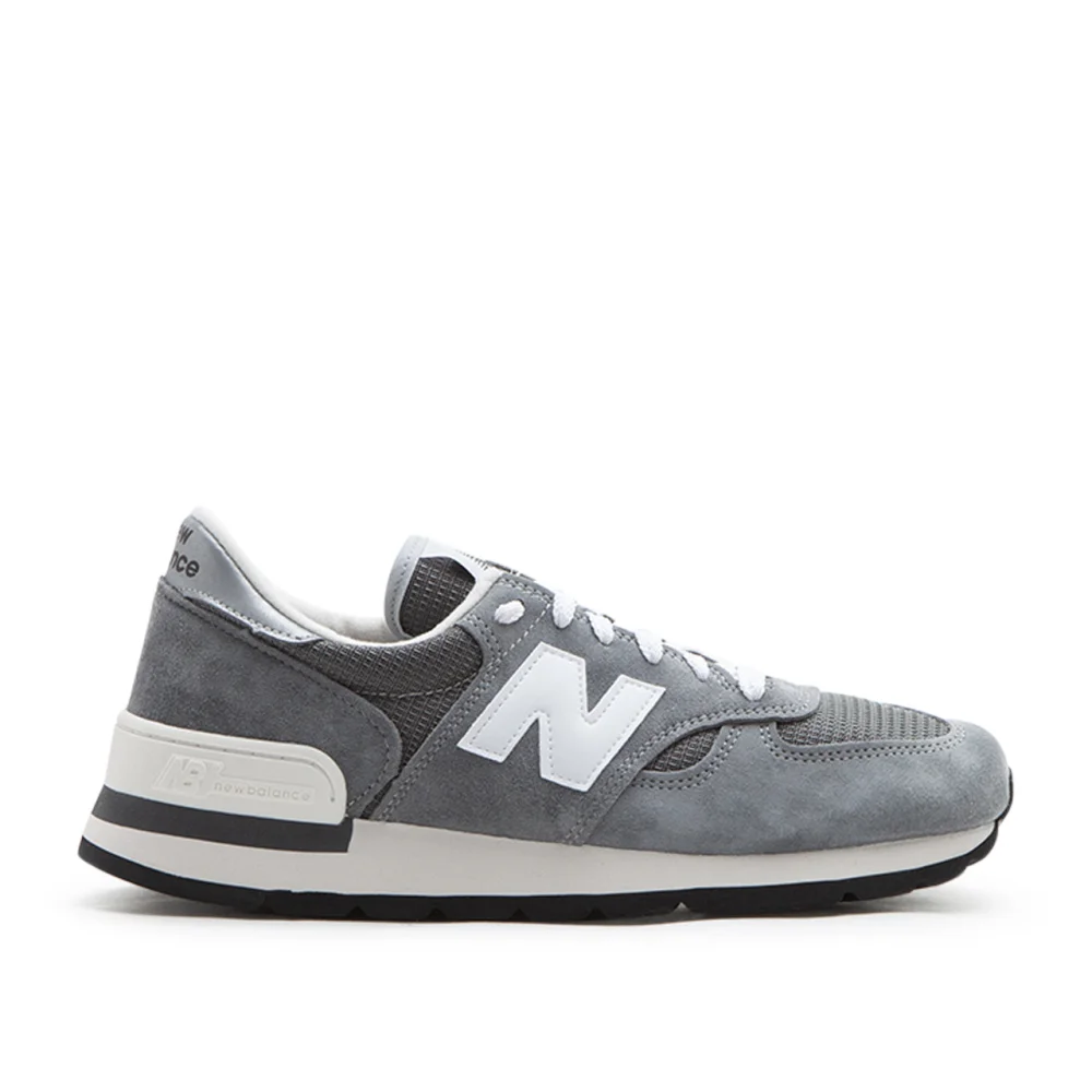 New Balance Made in USA M990GR1 / grau