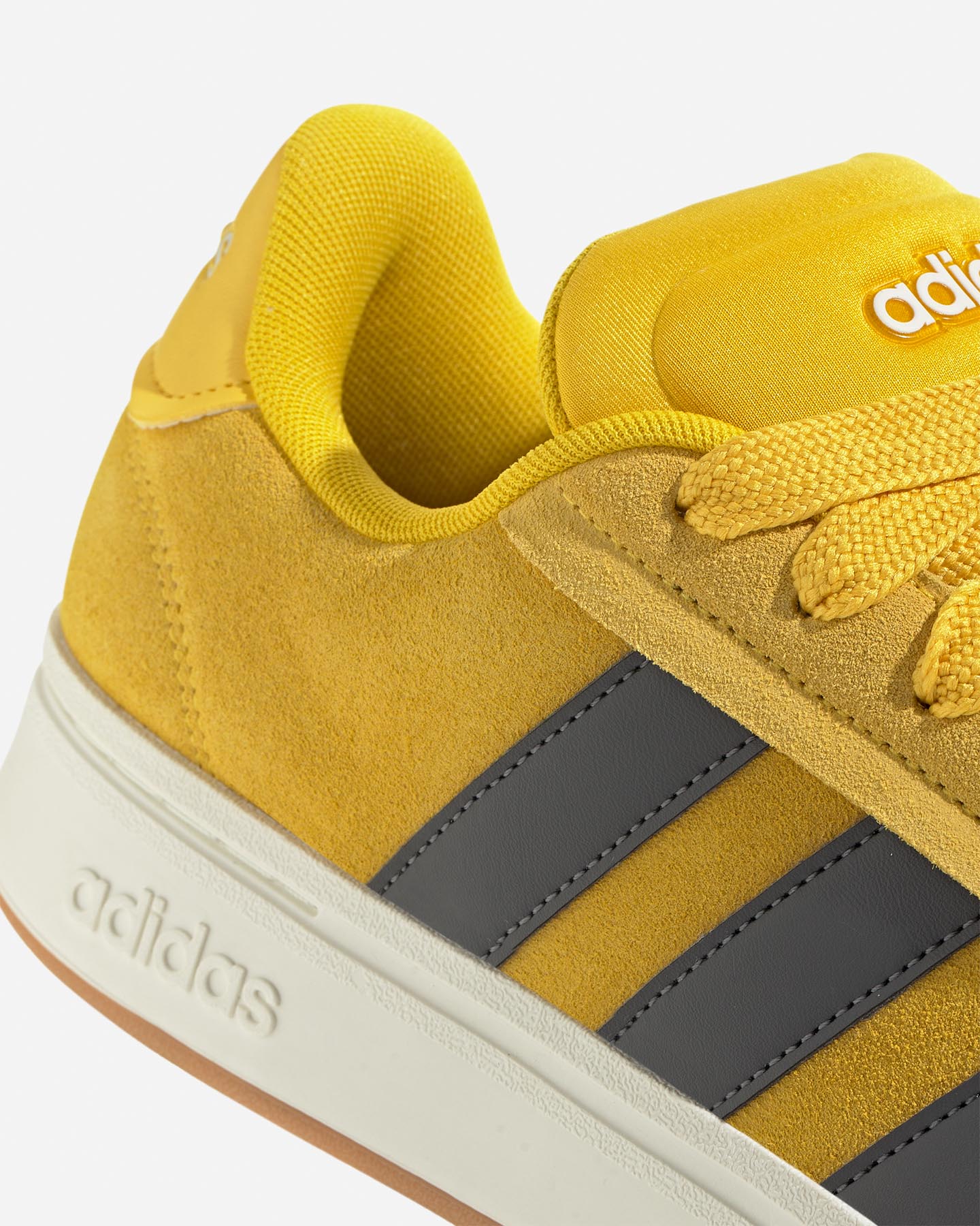 Trampki Adidas Core Grand Court Alpha 00s M JI1711