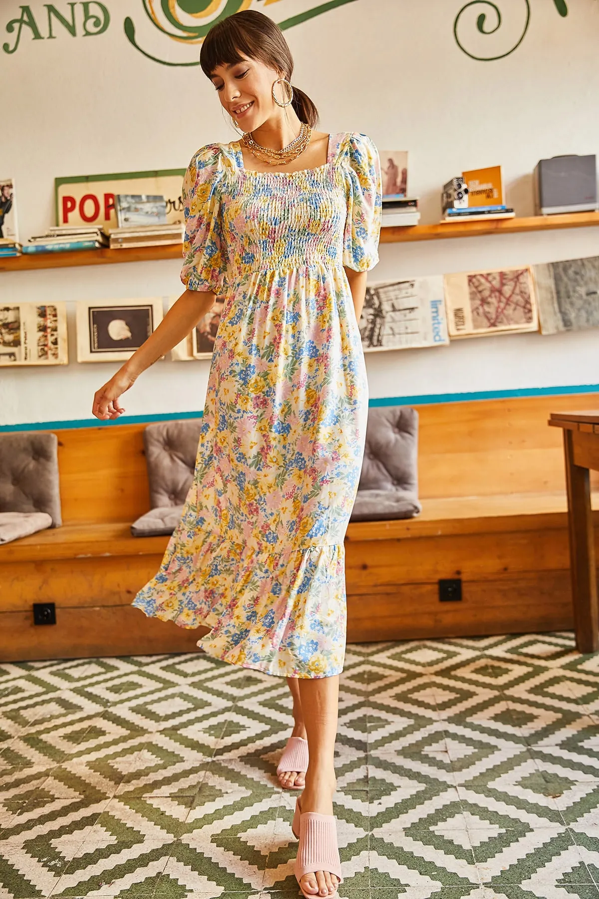 Olalook  Gelbblaues Gimped-Freizeitkleid aus gewebter Viskose für Damen ELB-19001483