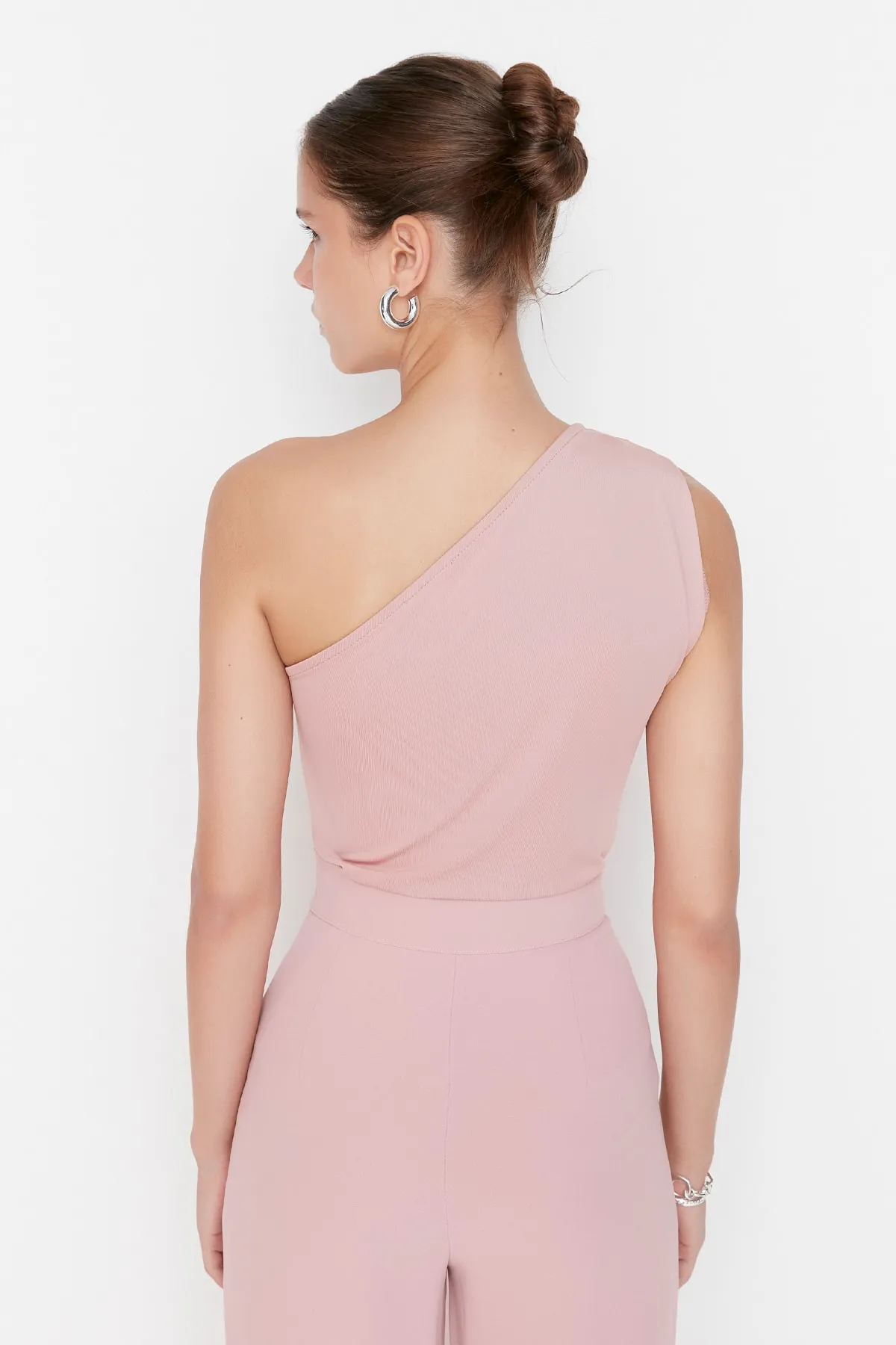 Trendyol Collection  Dried Rose Asymmetrischer Kragen Flexibler Strickbody mit Druckknöpfen von unten TWOSS22BD00014