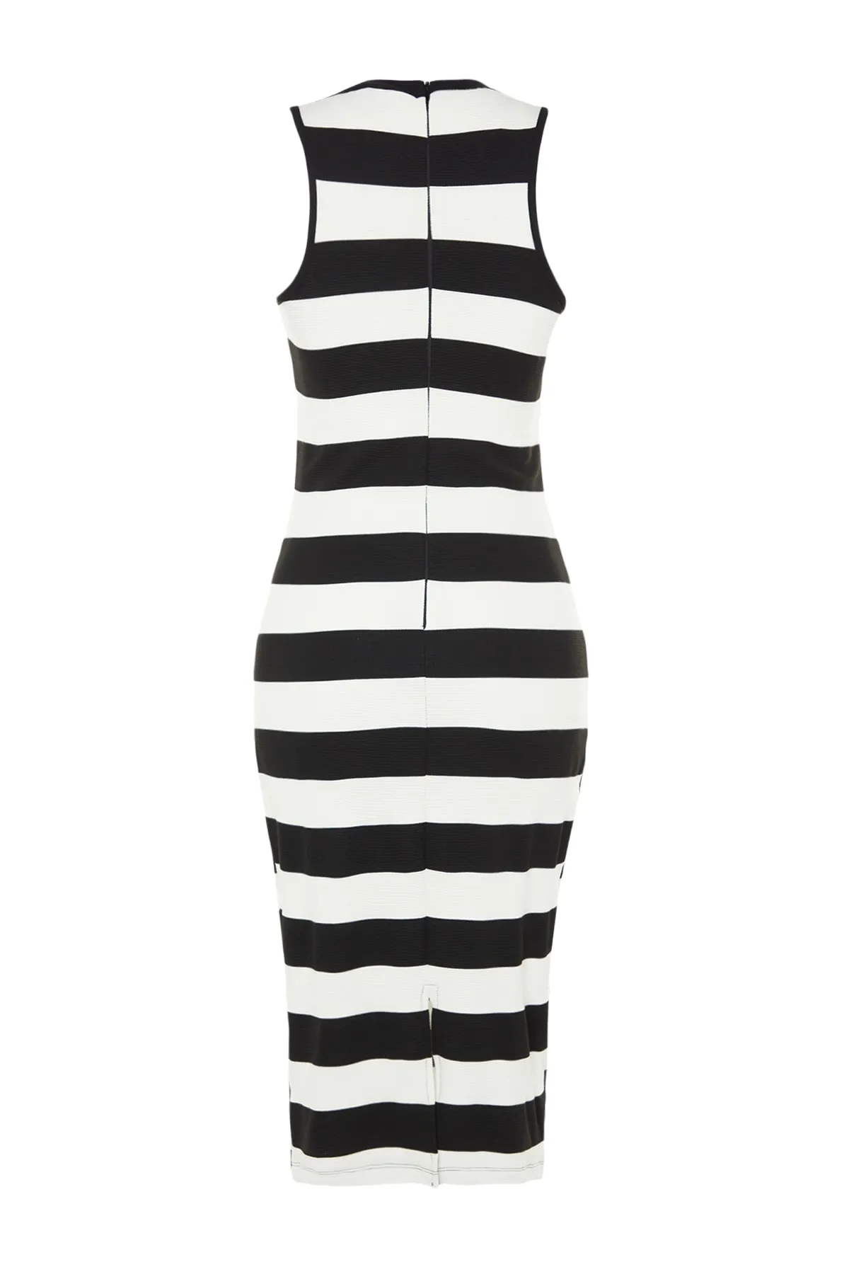Trendyol Collection  Schwarz-weiß gestreiftes, figurbetontes Midi-Strickkleid mit Rundhalsausschnitt TWOSS23EL01369
