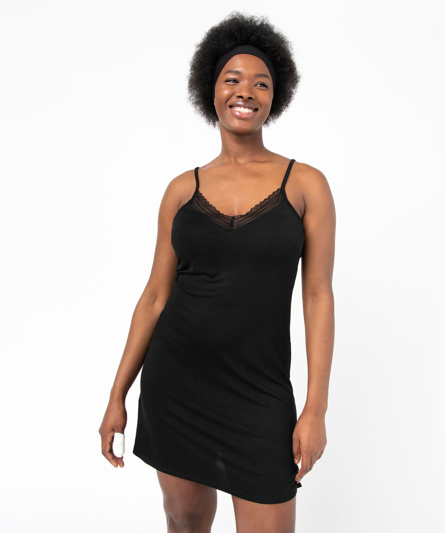 Nuisette femme extensible avec col V dentelle et fines brete... noir | GEMO