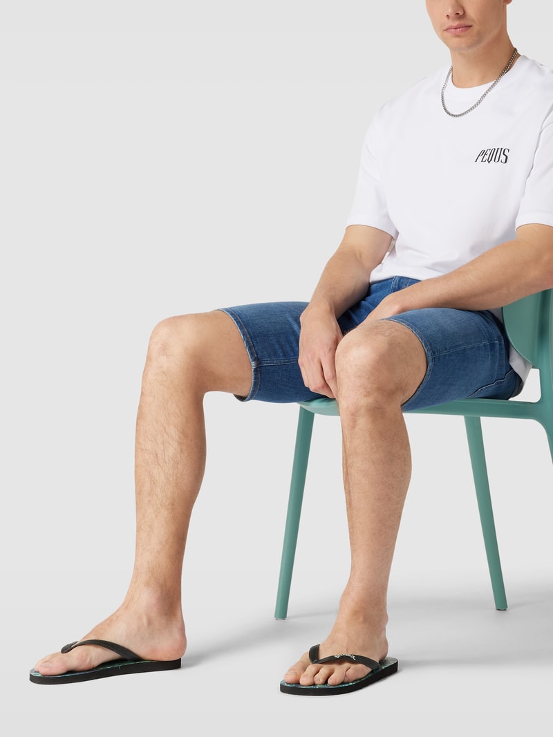 Zehentrenner mit Allover-Muster Modell 'TIDES' in ozean blau