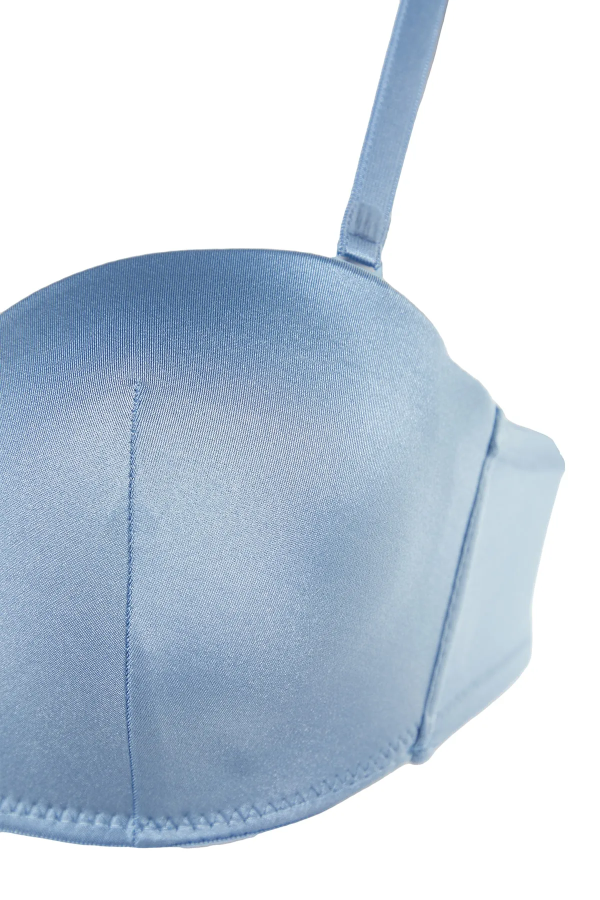 Trendyol Collection  Trägerloser Strick-BH mit abnehmbarem String-Träger aus blauem Polyamid THMSS23SU00001