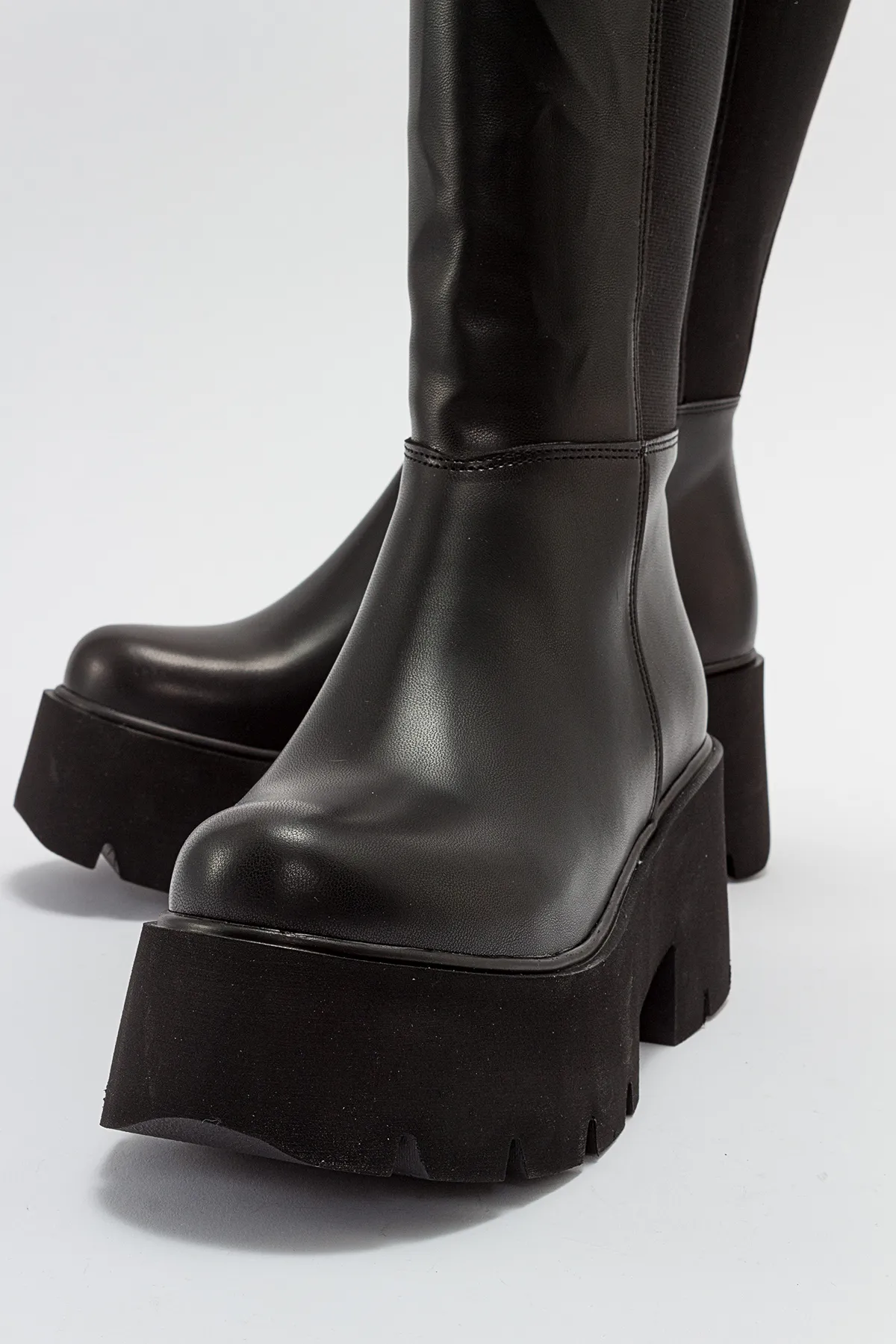 LuviShoes  Schwarze Damenstiefel