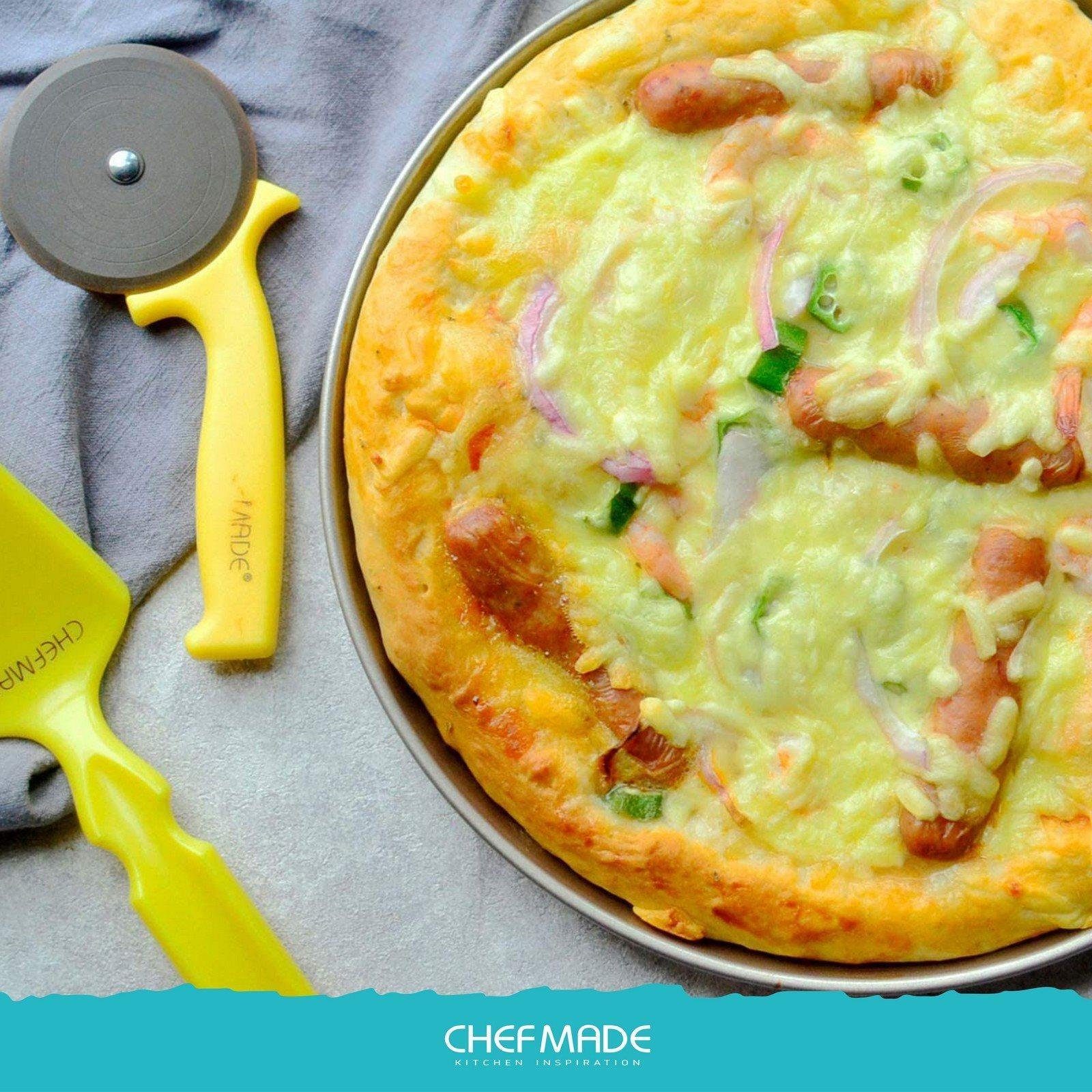 Chefmade Pizzablech Backblech, Karbonstahl, (CHEFMADE, 28cm Pizzablech rund, 279x25mm, Champagnergold, antihaft- & silikonbeschichtet, Pizzaform, Kuchenblech, Tarteform, Quicheform, Ofenblech, Karbonstahl, 1-St., Premium), Pizzablech - Pizzablech Run