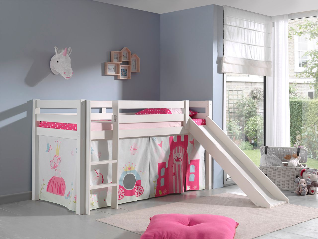 VIPACK Spielbett Pino inkl. Rutsche mit Textilset Vorhang 
