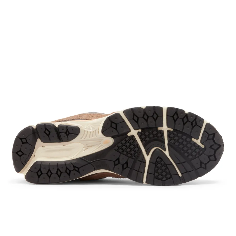 New Balance 2002R 2002REJ M2002REJ / braun