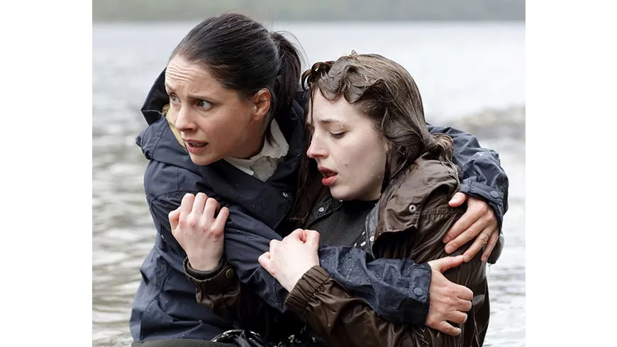 Loch Ness / Die komplette 6-teilige Krimiserie im Stil von „Broadchurch“ [2 DVDs]