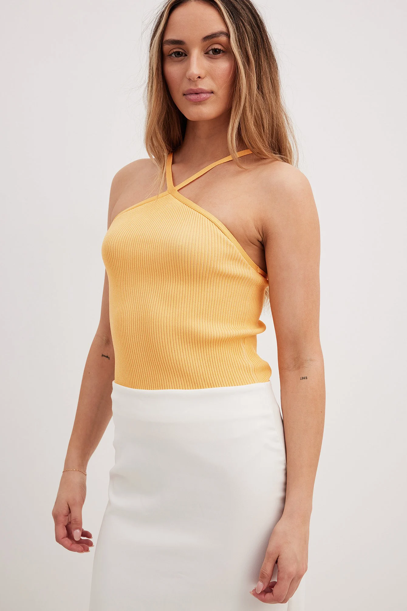 Neckholder-Oberteil aus Strickripp