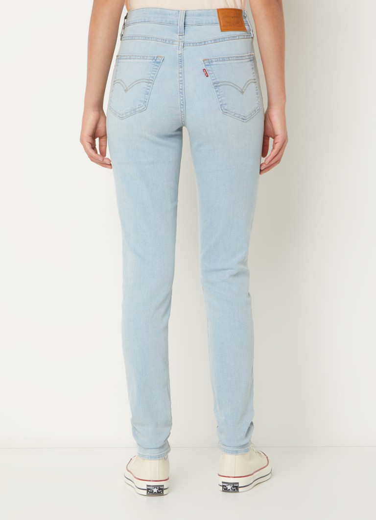 Blugi Levi's elastici cu talie înaltă
