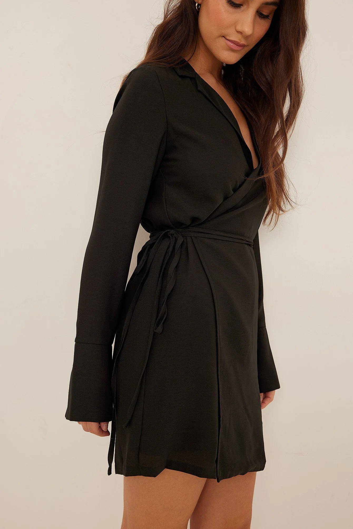 Recyceltes Mini-Wickelkleid