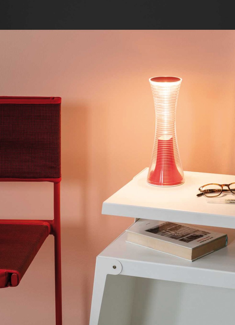 Lampa stołowa LED Artemide Come Together z możliwością ładowania, 26 x Ø8,5 cm