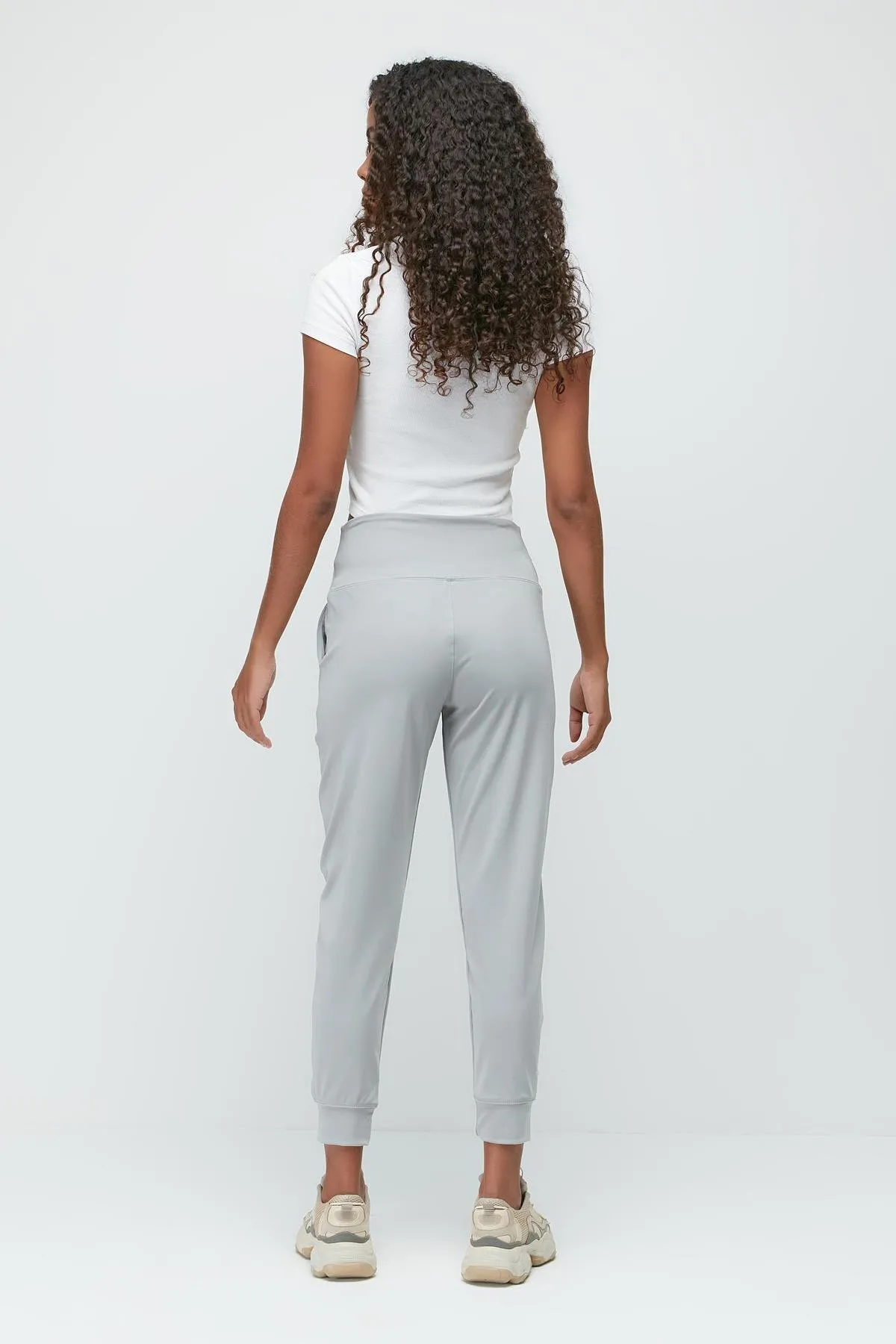 C&City  Jogginghose mit hohem Bund und Bündchen am Bein, 811 Grau