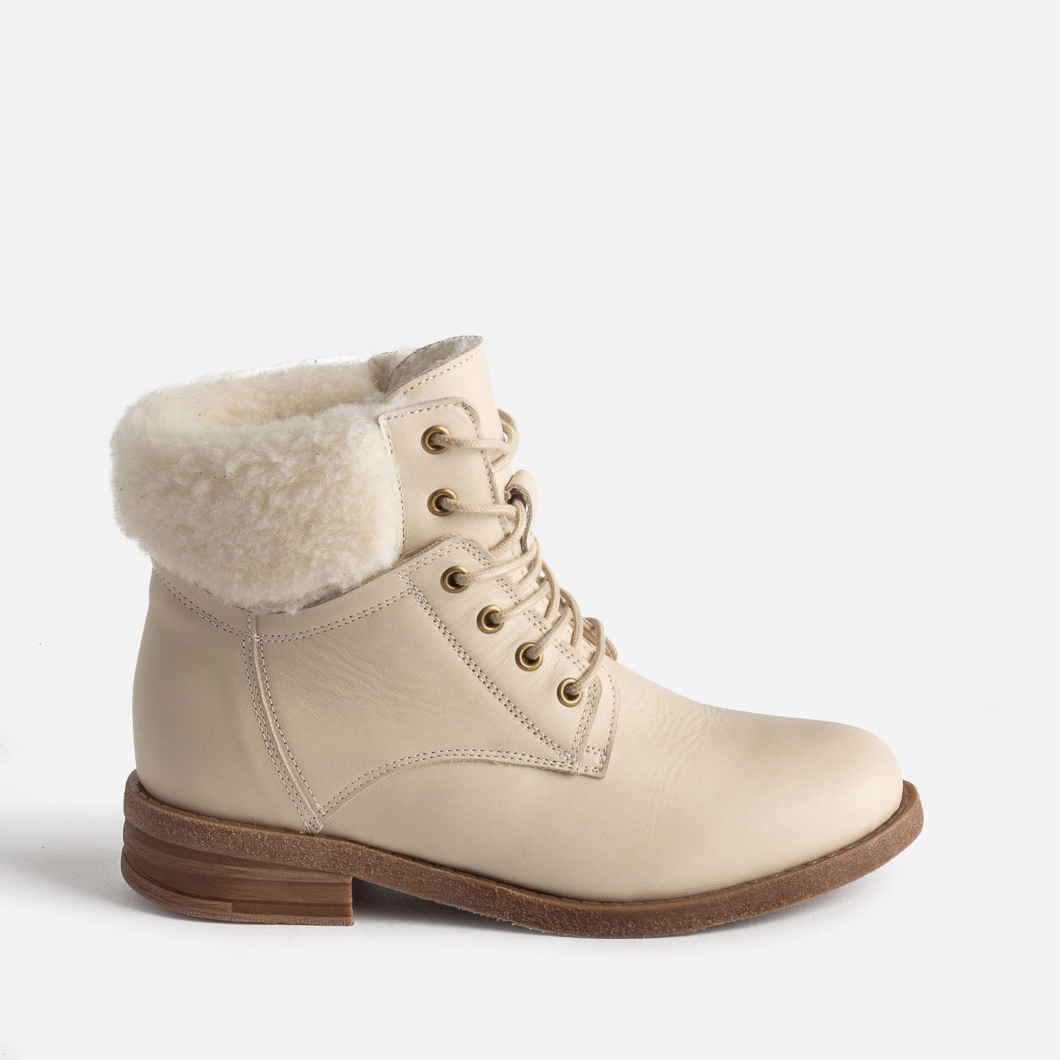 Bottine beige fourrée en cuir velours