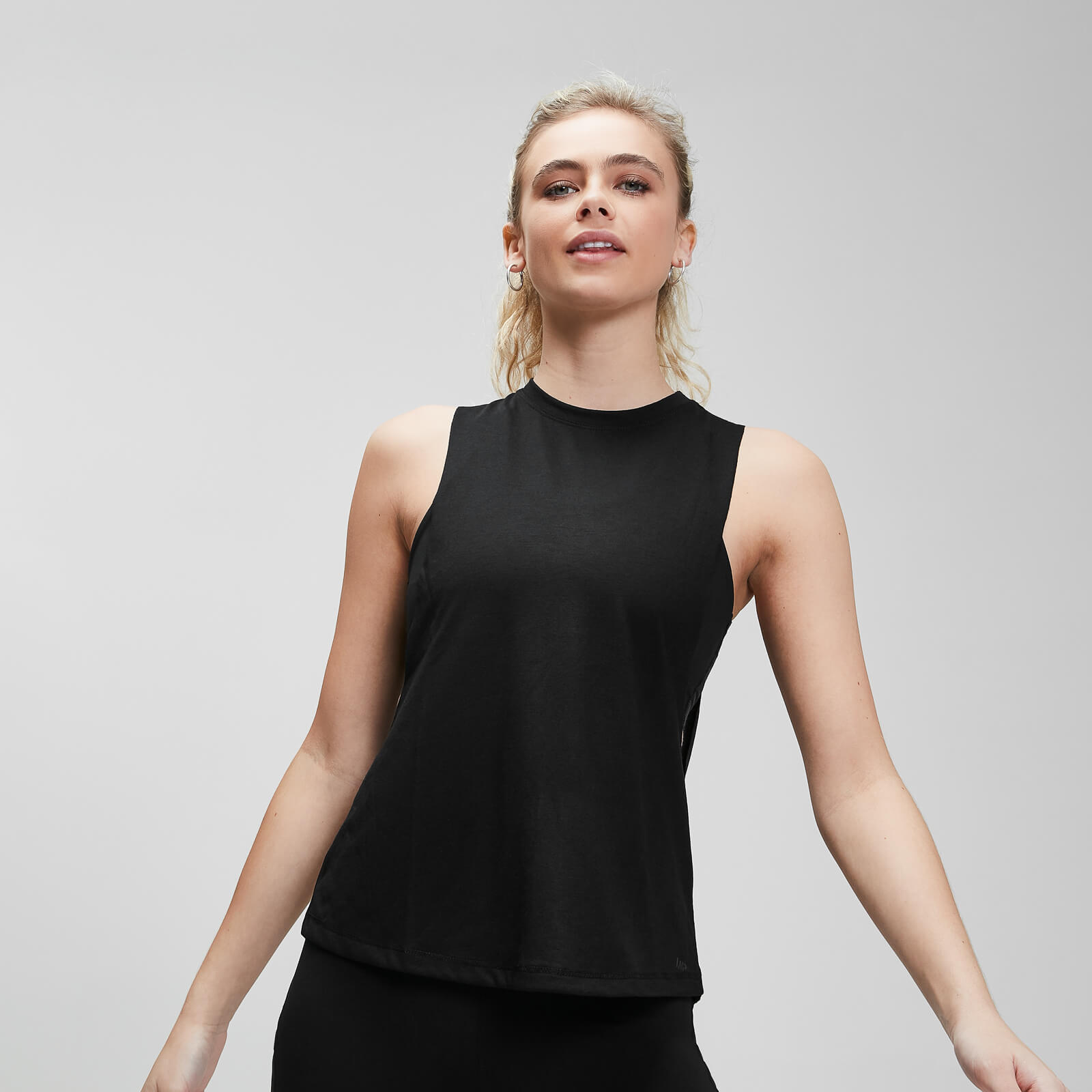Débardeur d’entraînement à emmanchures échancrées MP Essentials pour femmes – Noir