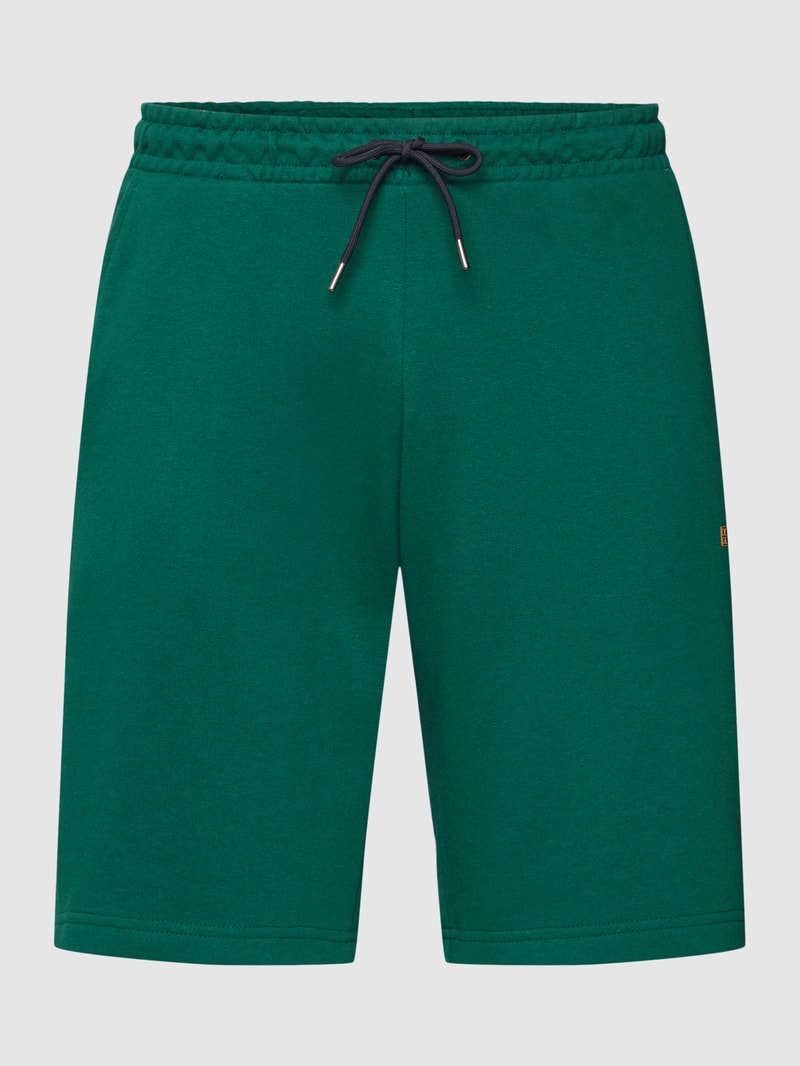 Shorts mit seitlichen Eingrifftaschen in dunkelgrün