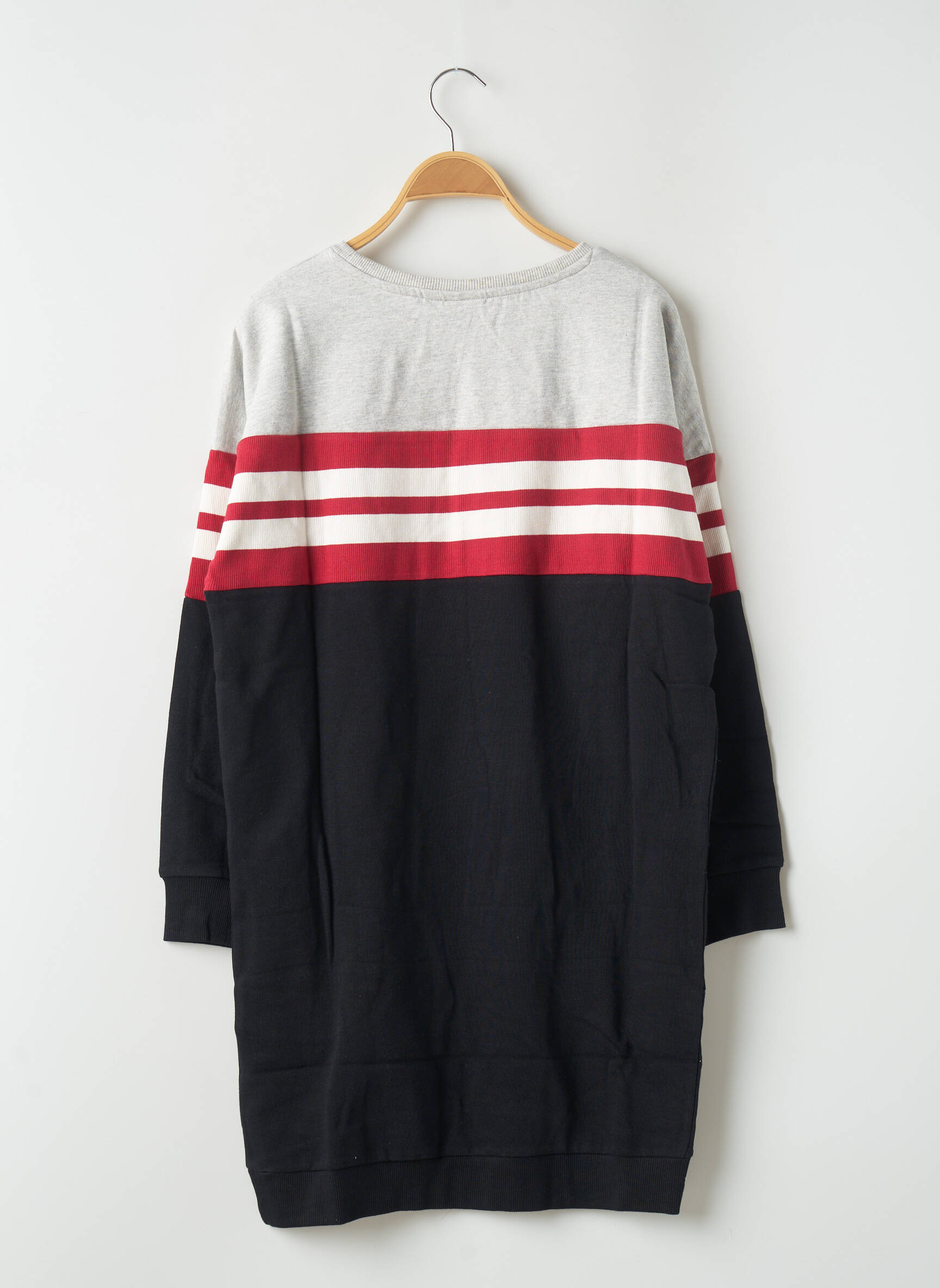 Beckaro Robes Pulls Fille couleur noir