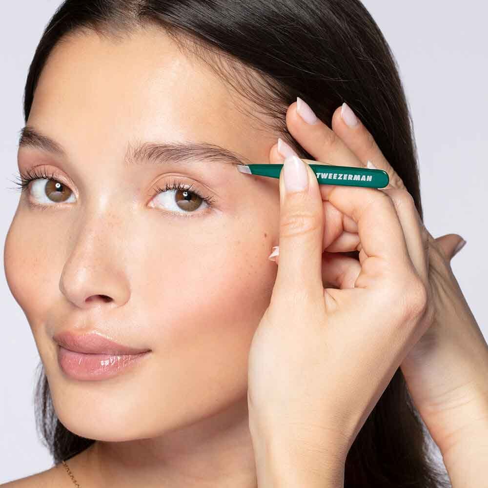 Tweezerman Brow Tools Emerald Shimmer Mini Slant Tweezer & Case