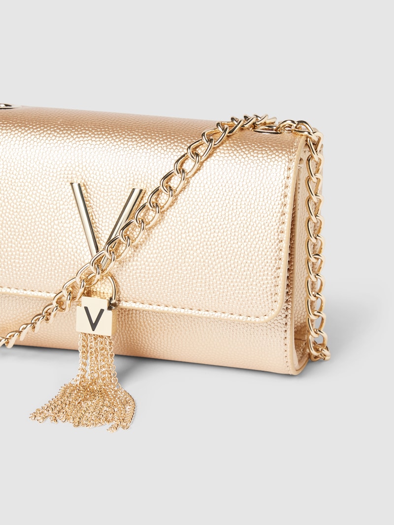 Handtasche mit Label-Applikation Modell 'DIVINA' in gold
