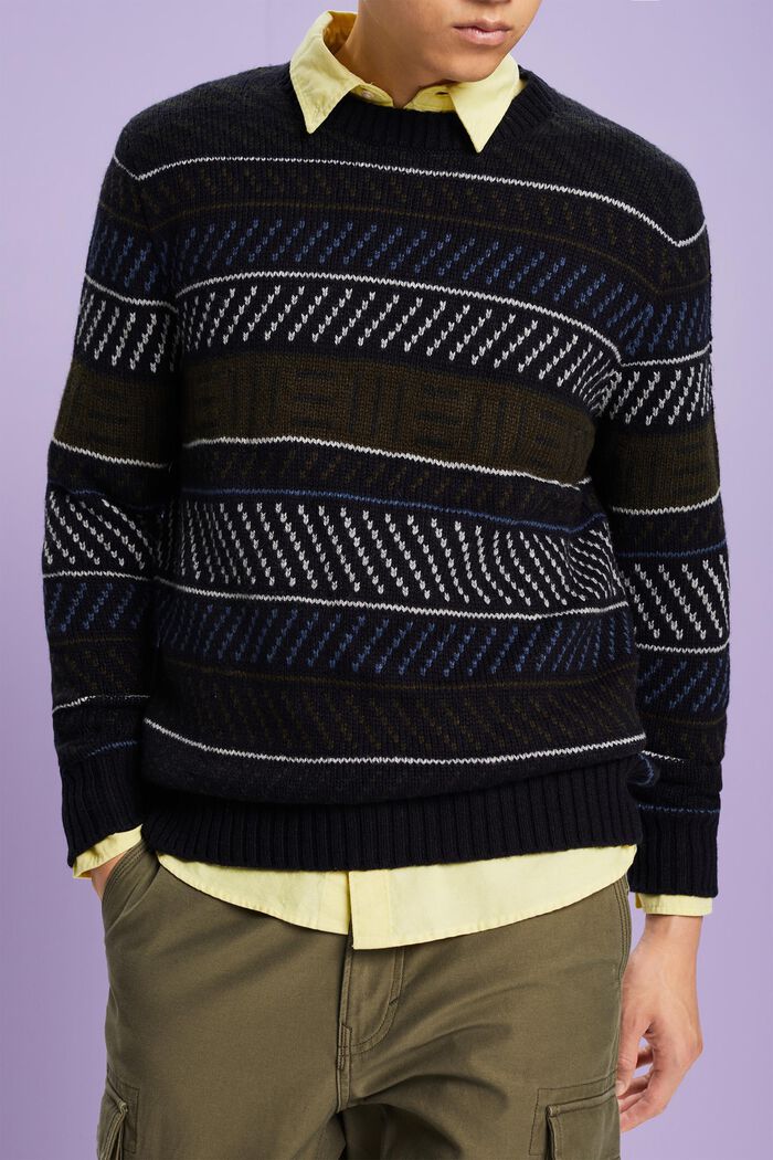 Gemusterter Pullover aus Wollmix