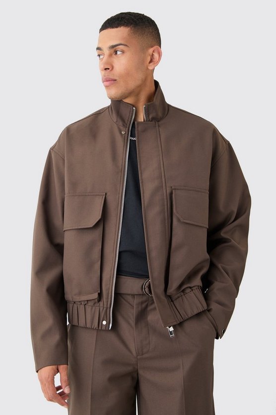 Smarte Jacke mit Cargo-Taschen und Trichterkragen