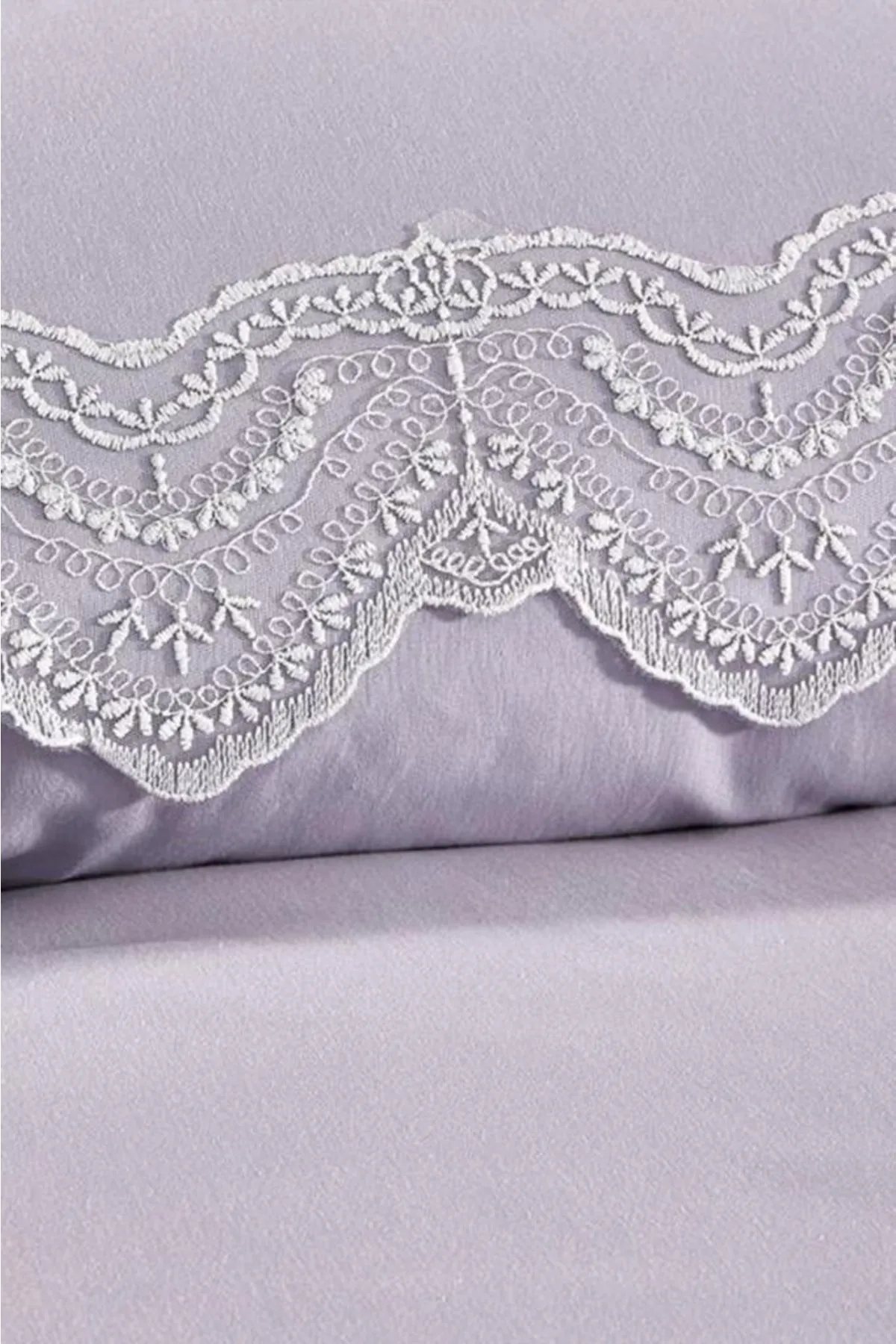 Çeyiz Diyarı  Französisches Spitzen-Hanzade-Mitgift-Bettbezug-Set in Grau