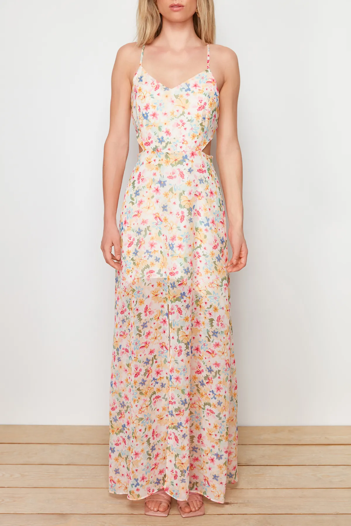 Trendyol Collection  Rosa A-Linien-gefüttertes Maxi-Webkleid mit Fensterausschnitt/Ausschnitt und detailliertem Blumendruck TWOSS20EL1270