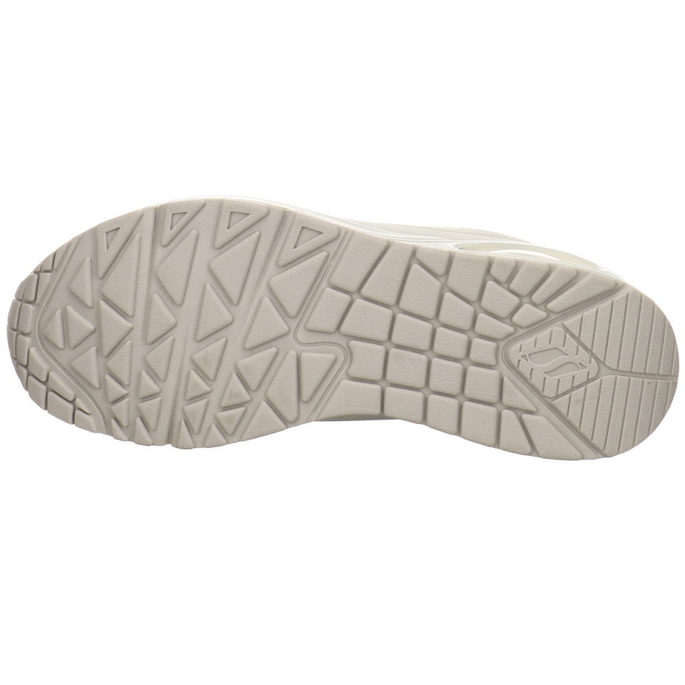Skechers Stand On Air Sneaker