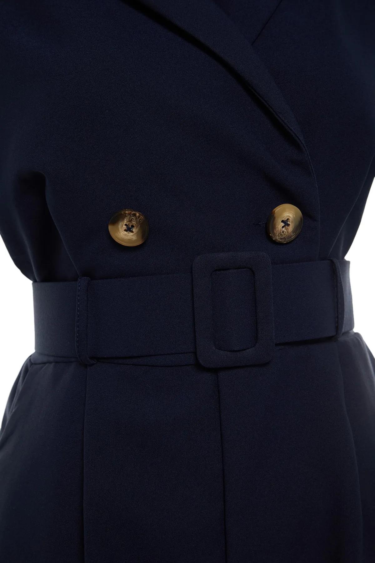 Trendyol Collection  Marineblauer Mini-Weboverall mit Gürtel und Froschkragen TWOSS19WX0112