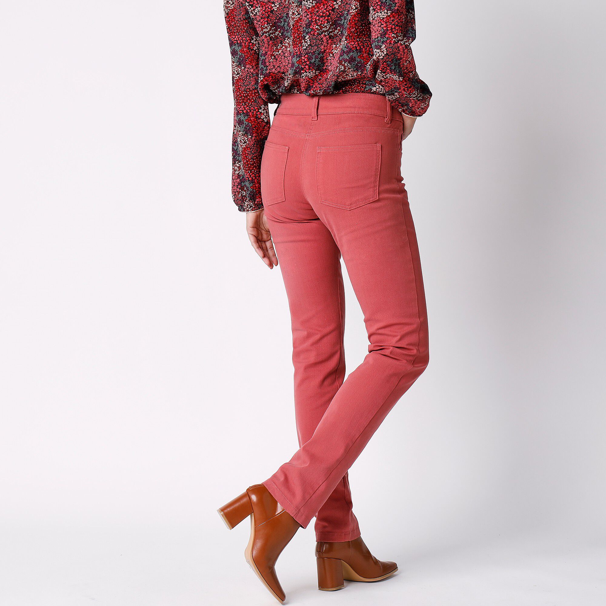 Pantalon droit gainant