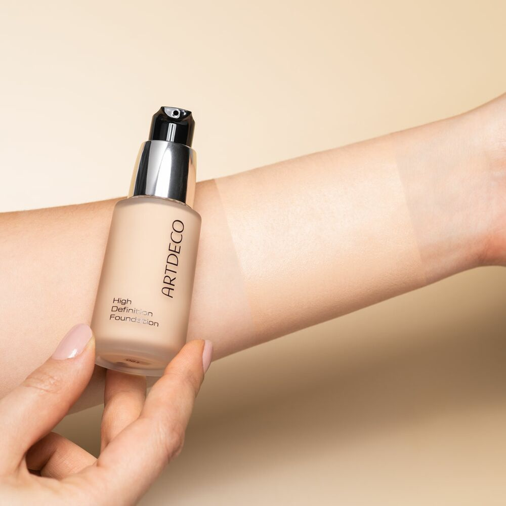 artdeco HIGH DEFINITION FOUNDATION Fond de teint fluide haute définition pour un teint léger et naturel